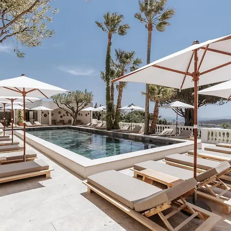 Le Mirage Hotel